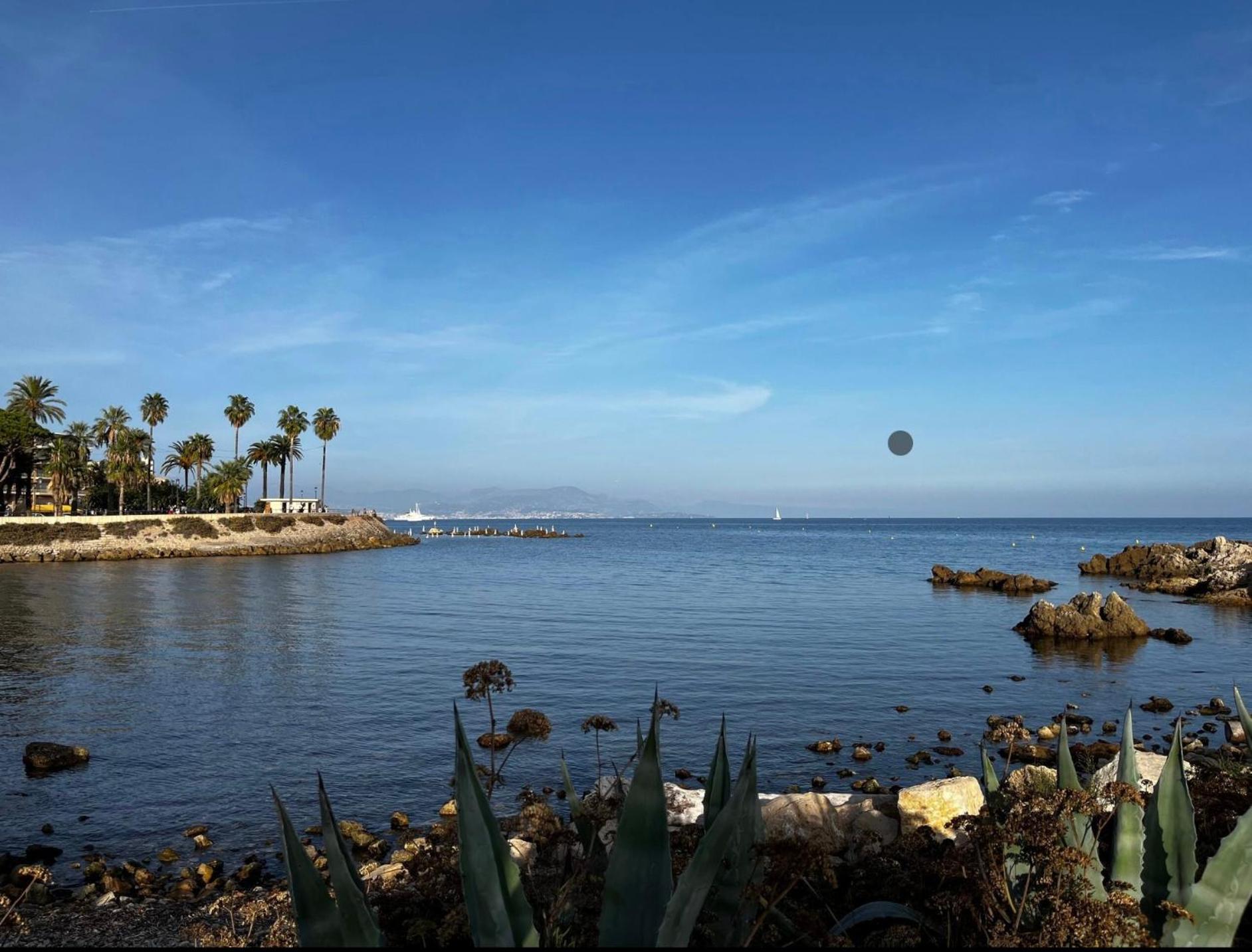 Incredible Loft In Vieil Antibes With Ac Apartment Bagian luar foto
